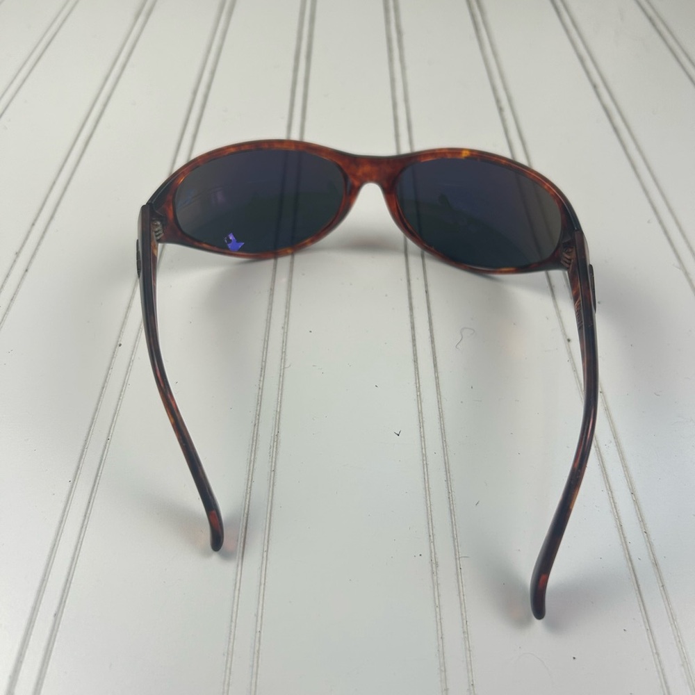 Haven Tortoise Shell Wrap-Around Sunglasses Dark Lens Vintage Y2K Style - Picture 4 of 10